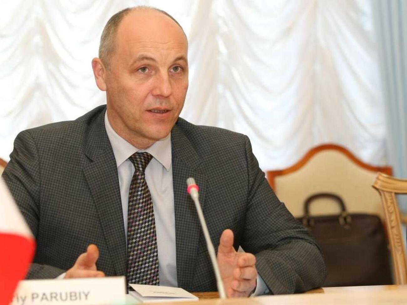 Парубій: Не дозволю зірвати підписання закону про функціонування української мови