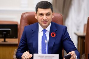 Гройсман: Ідуть консультації, обговорення з багатьма людьми