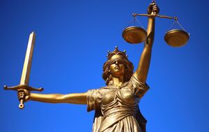 Каждый судья решает самостоятельно, проходить ему оценивание или нет, но отказ от процедуры приводит к последствиям, предусмотренным законом, отметили в Совете судей