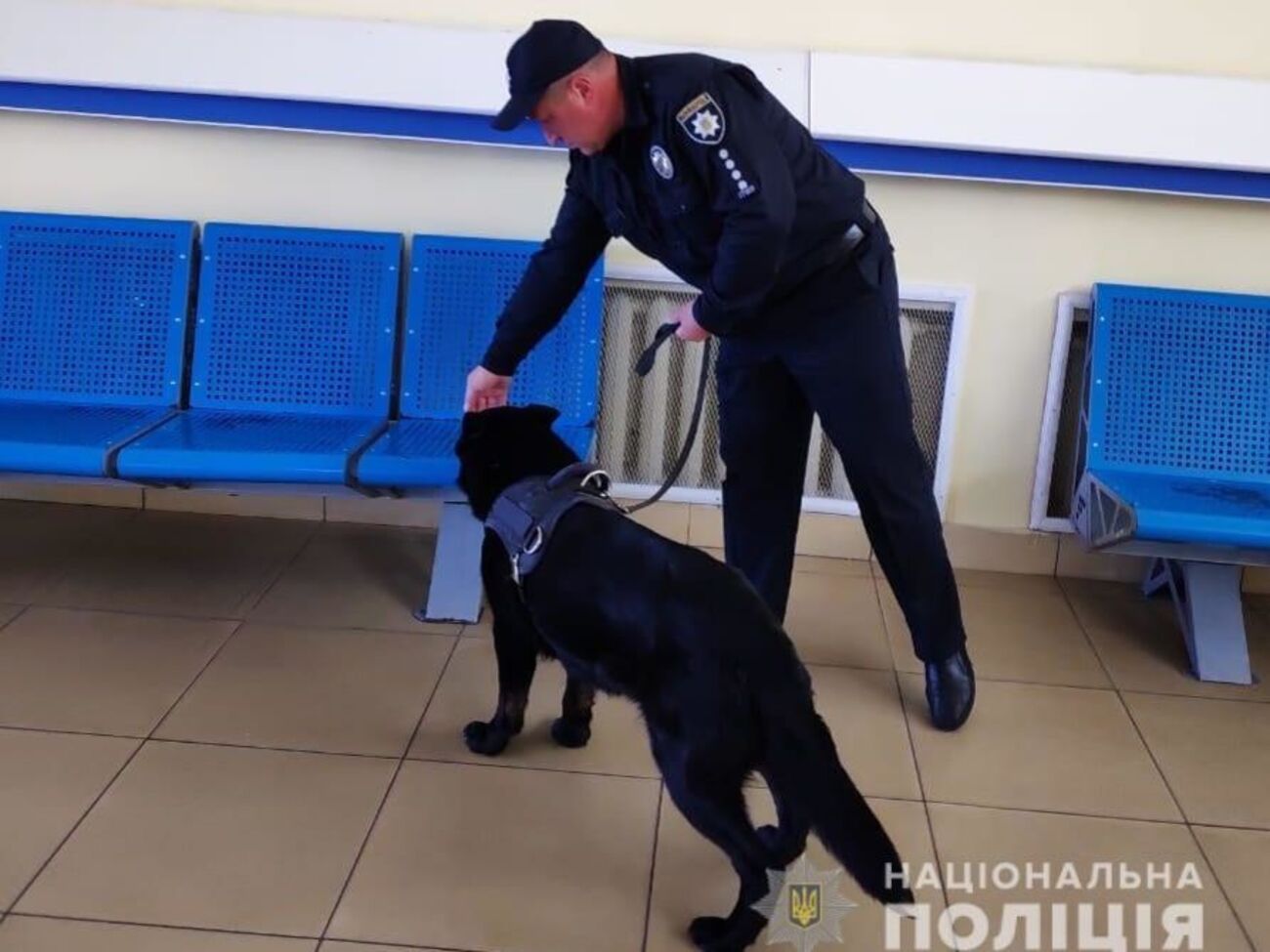 Правоохоронці завершили перевірку одеського аеропорту