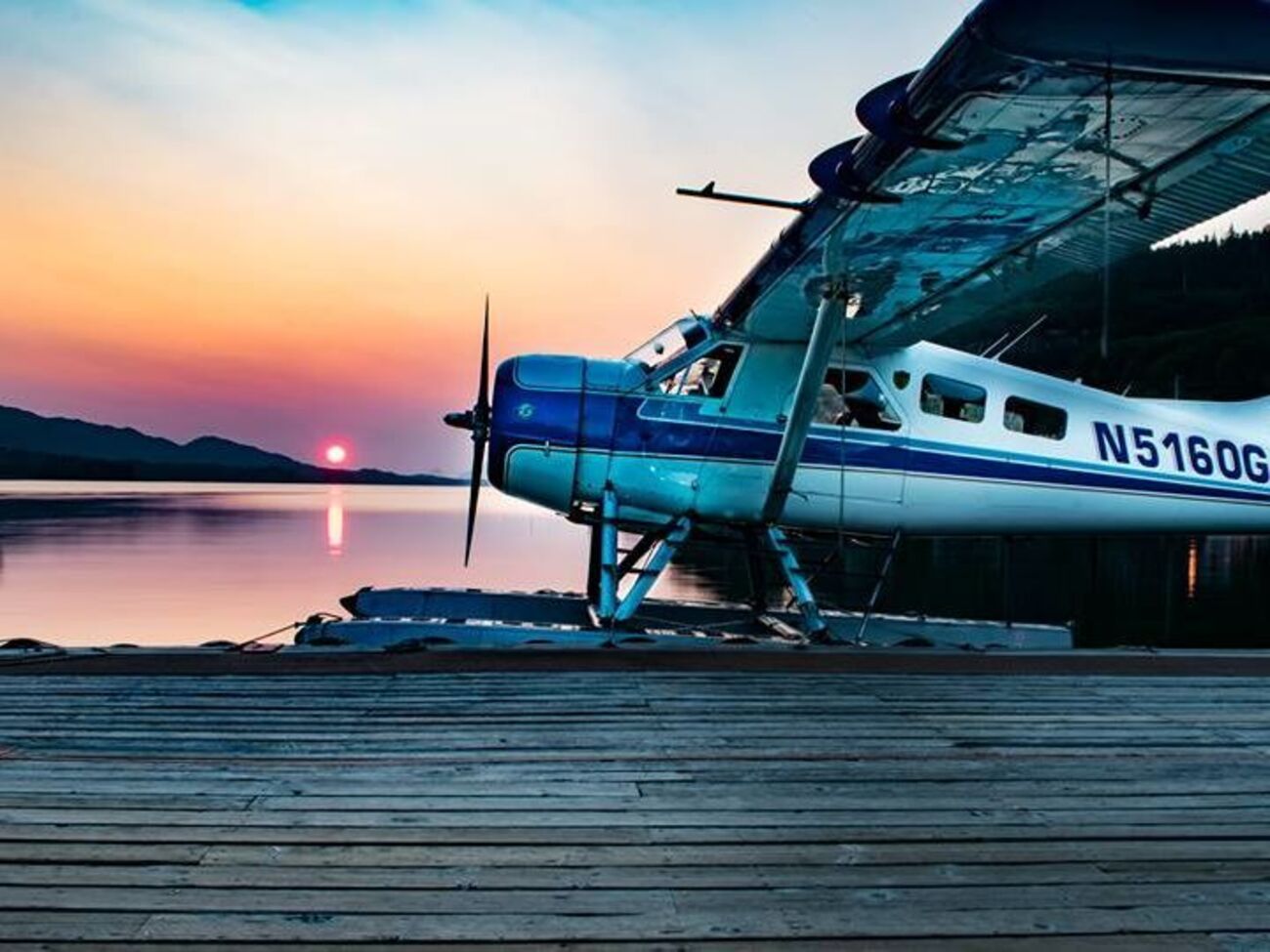 Гідроплани на Алясці використовують для екскурсійних польотів