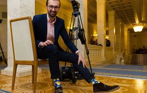 Лещенко (на фото) вважає, що Луценко намагається зберегти посаду генпрокурора