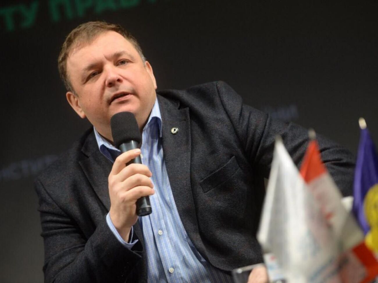 Шевчук (на фото)&nbsp;назвал Порошенко главным "выгодоприобретателем" кадровых перестановок в КСУ