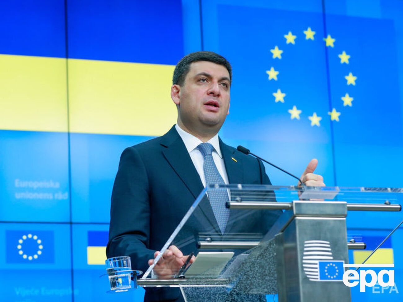 Гройсман:&nbsp;Кожен день, кожен місяць росіяни в тій чи іншій мірі проявляють себе своєю хворобливою ідеєю приниження, пригнічення і послаблення України