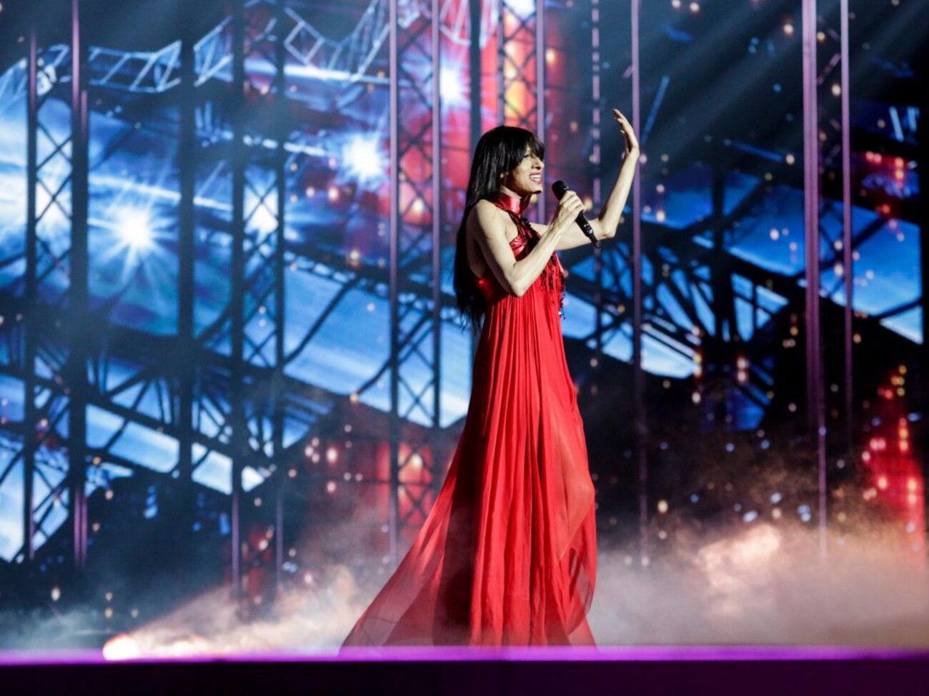 Дана International выступила в качестве гостьи