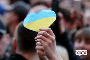 Закон предусматривает, что украинский – единственный государственный язык в Украине