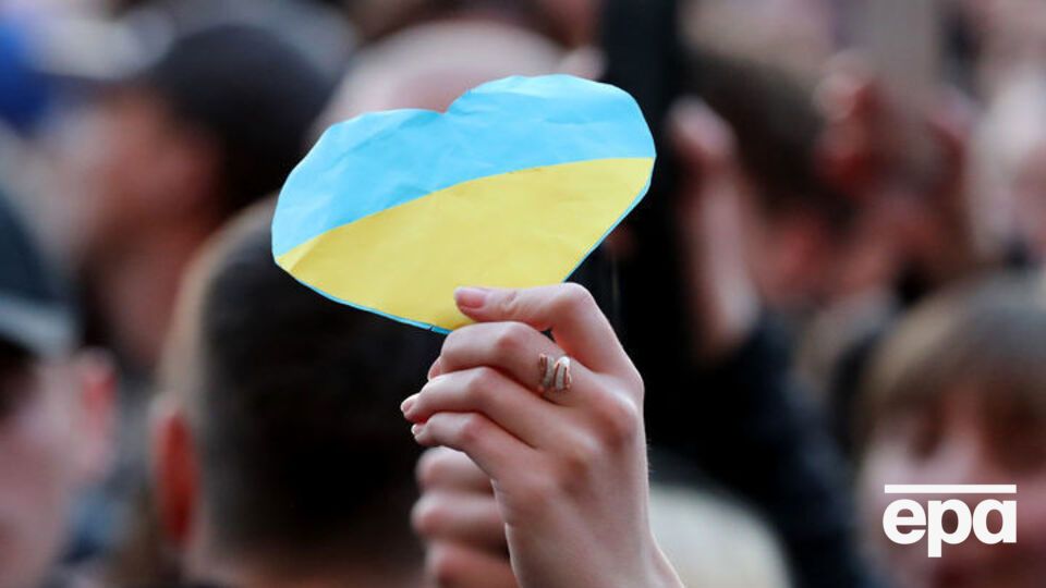 Закон передбачає, що українська – єдина державна мова в Україні