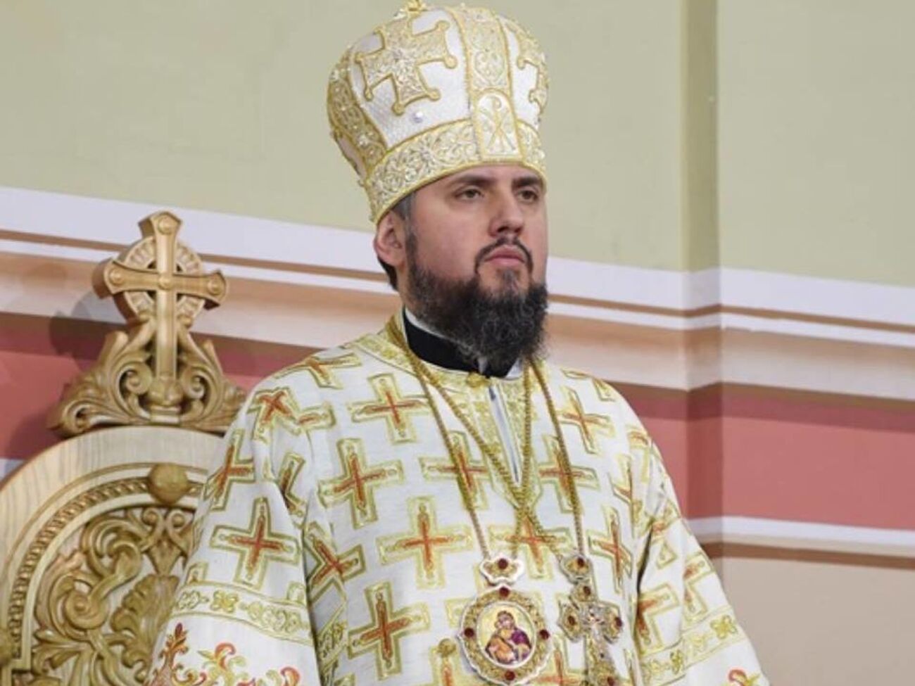 Епифаний:&nbsp;Не нужно слушать сплетни. Никто не пытается ничего "отобрать"