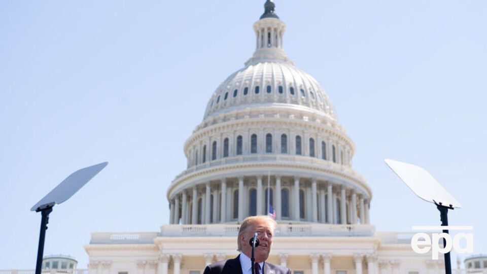 Трамп хочет исключить использование потенциальными противниками американских технологий