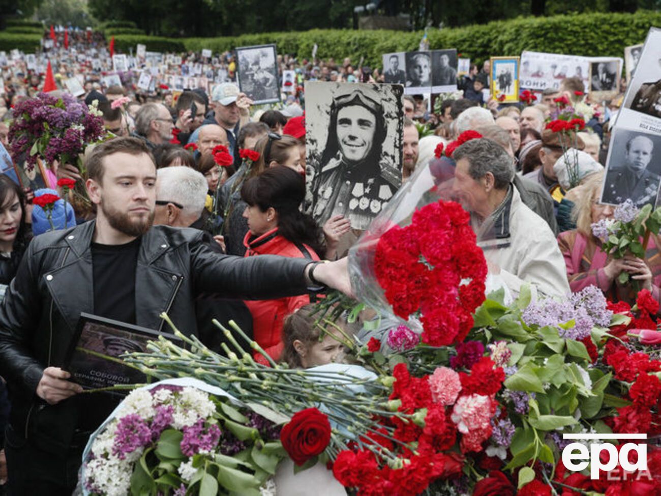 9 мая в Украине отмечают День победы над нацизмом во Второй мировой войне