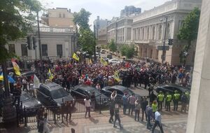 Под Верховной Радой произошли стычки