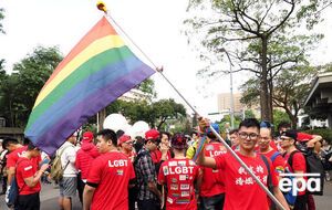 В декабре 2016 года около 150 тыс. человек вышли на улицы Тайваня, требуя легализовать однополые браки