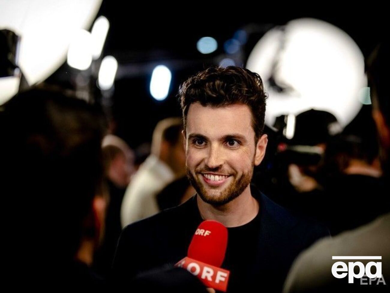 Шансы исполнителя из Нидерландов букмекеры расценивают как 1 к 1,67