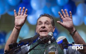 Штрахе обещал содействие россиянам, не зная, что его разговор записывается, пишет Spiegel