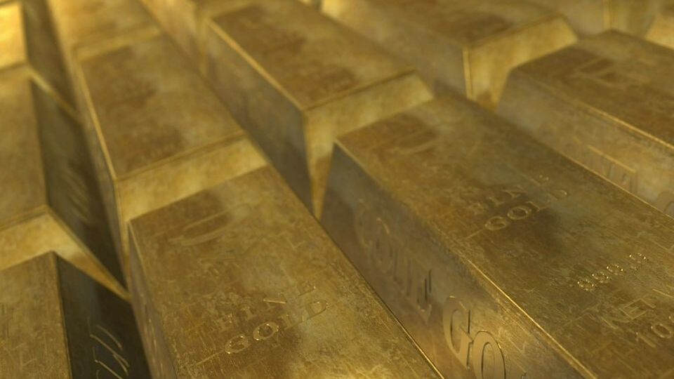 Хто саме став покупцем золота, не уточнюють