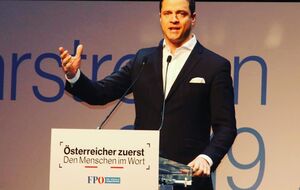 Гуденус заявил об уходе из политики