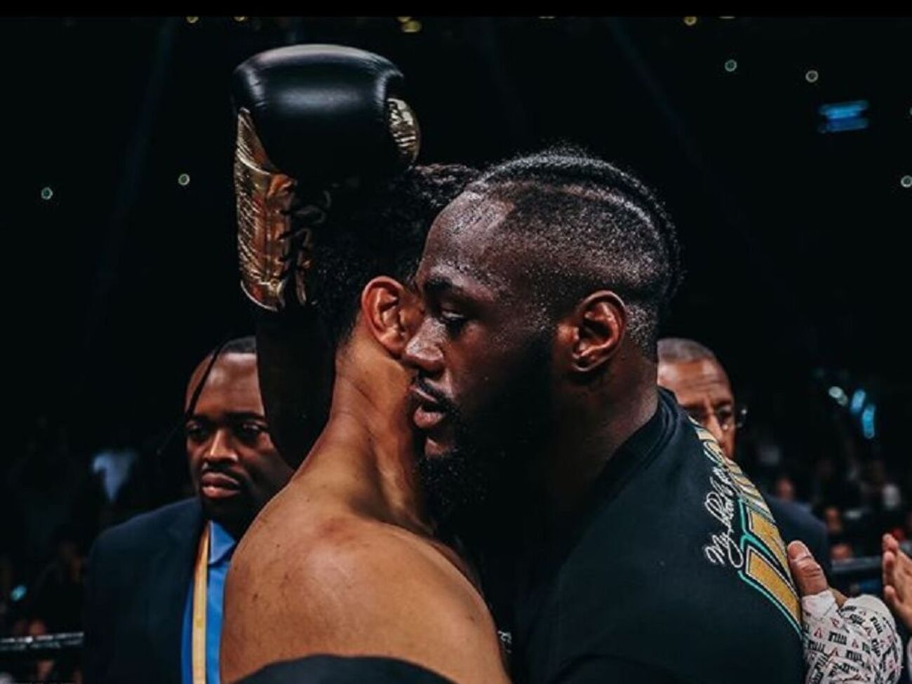 Бій завершився на третій хвилині