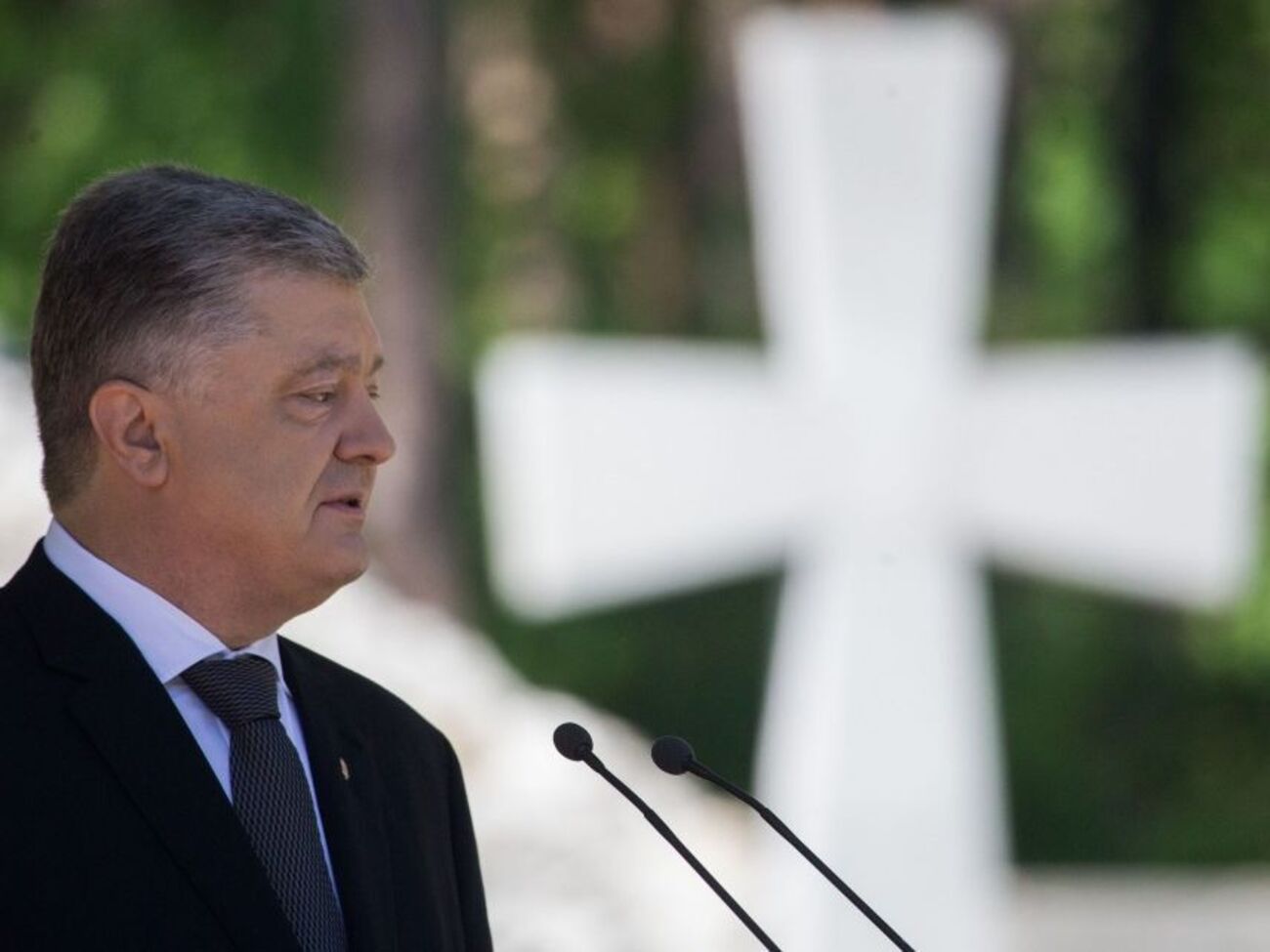 Порошенко: Трагедия коммунистического террора должна стать поучительным уроком