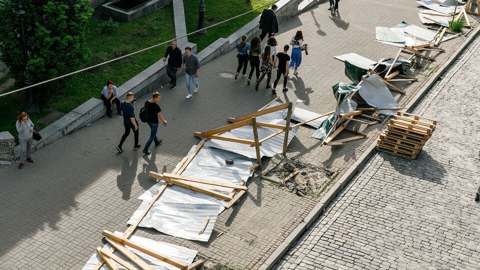 18 мая активисты повалили ограждение на месте строительства мемориала