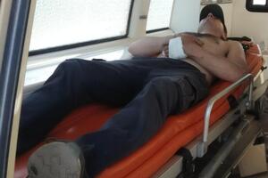 Чоловік дістав поранення, коли тікав від бойовиків