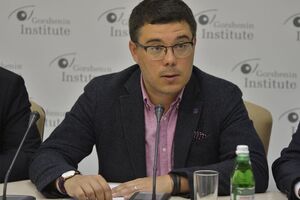 Березовец: "Народный фронт" дал возможность избежать явно антиконституционного шага, однако, воспользуется ли ей Зеленский, большой вопрос