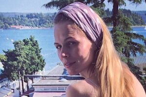 Фреймут на пляжі сфотографувалася з чоловіком