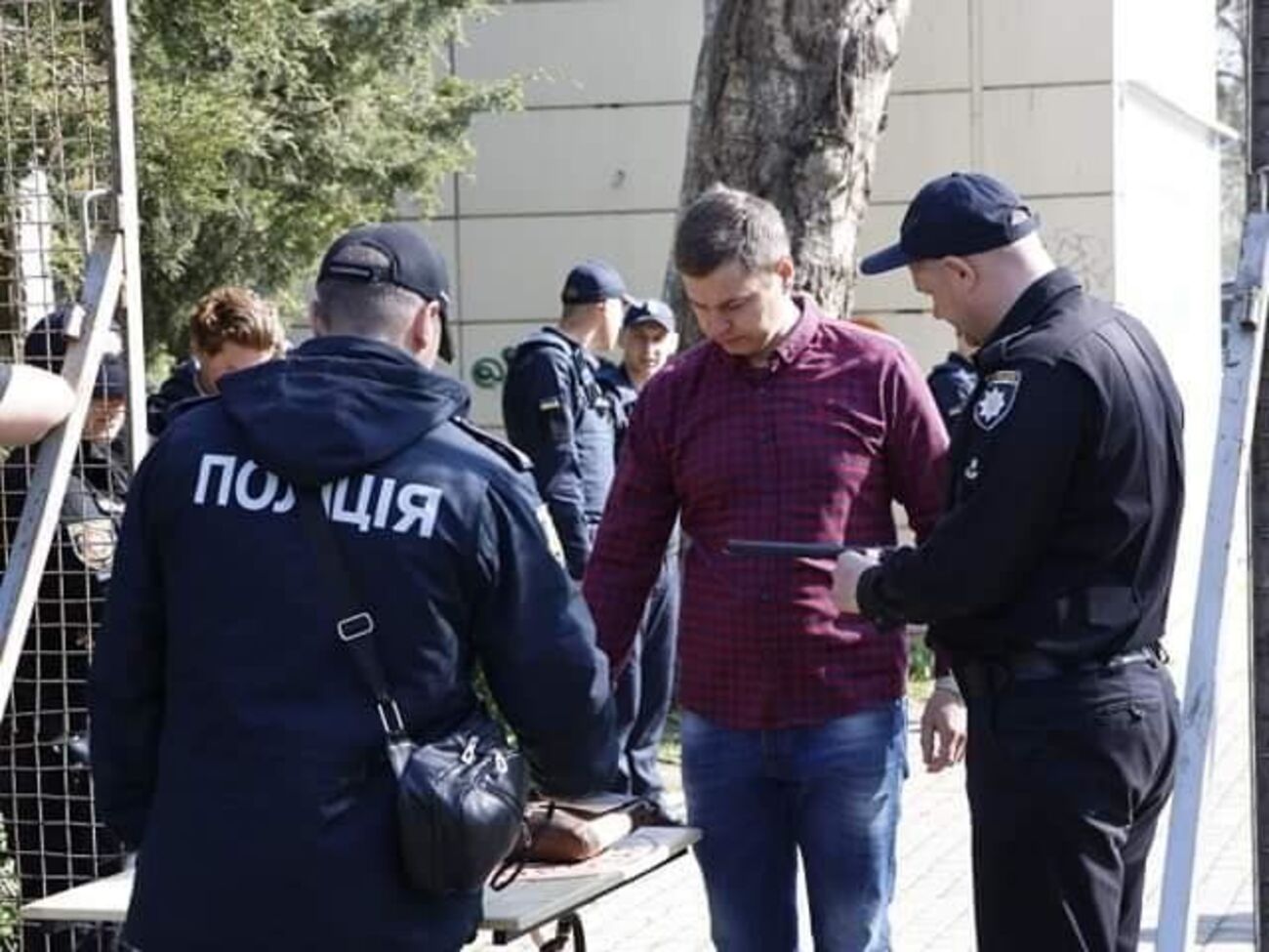 Количество полицейских пока превышает количество участников акции