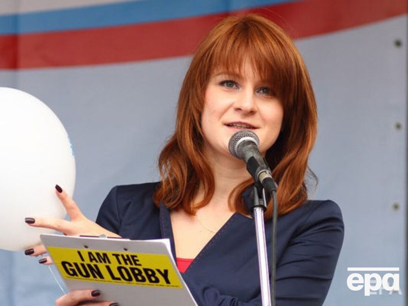 Бутина сказала, что Торшин продолжает оставаться для нее "дорогим и близким человеком"