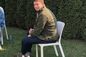 Костюк: Политконсультанты нам рассказывали, что нужно сделать переход образа от актера и шоумена к лидеру общественного мнения, и только после этого – к политику