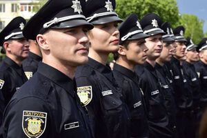 Символику и униформу Нацполиции могут использовать только полицейские