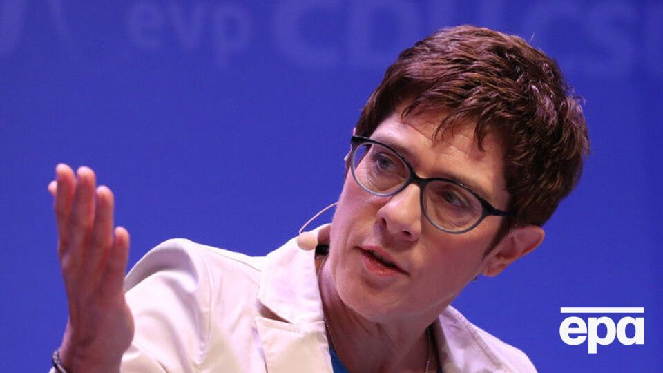 Крамп-Карренбауер заявила, що ХДС завжди підтримував проект російського газопроводу