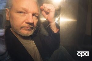 Ассанж відмовився від пропозиції добровільно покинути Великобританію