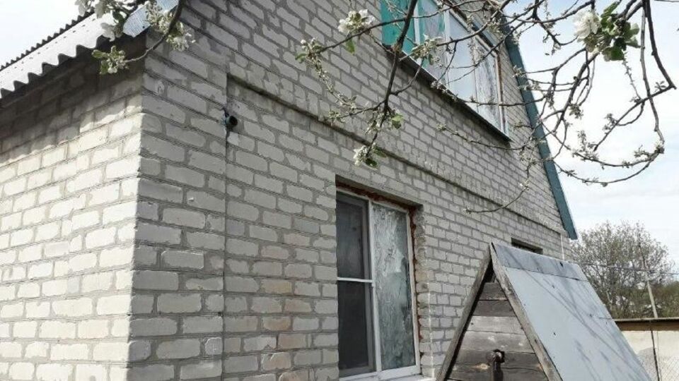 Сообщение об обстреле поступило в Авдеевское отделение полиции 2 мая около 13.30 от местного жителя