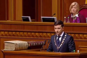 Зеленський: Ви повинні їхати в Україну не в гості, а додому