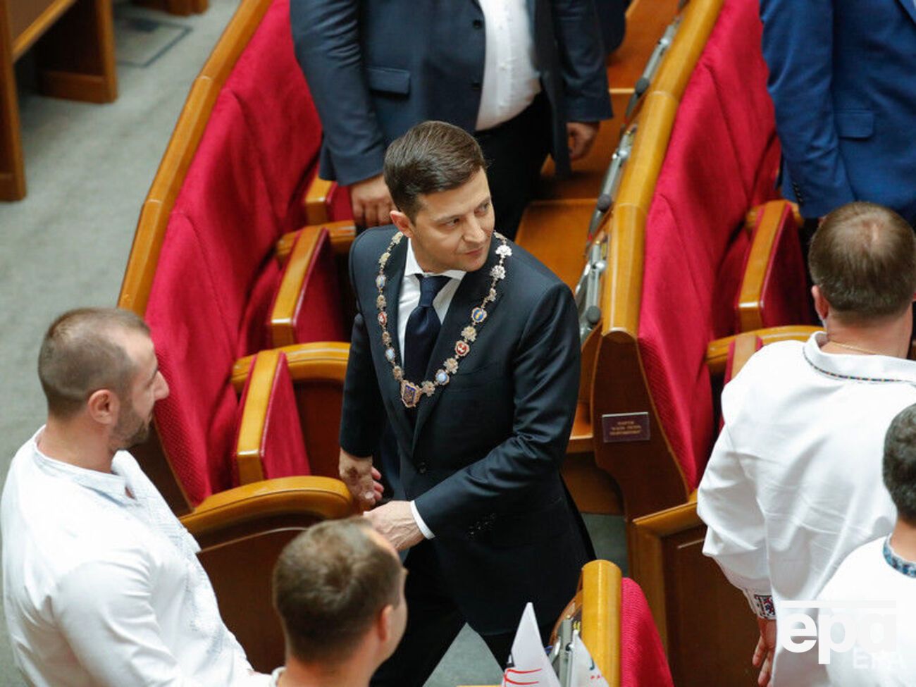 Сьогодні Зеленський заявив, що розпустить Раду