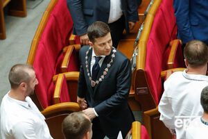 Сегодня Зеленский заявил, что распустит Раду