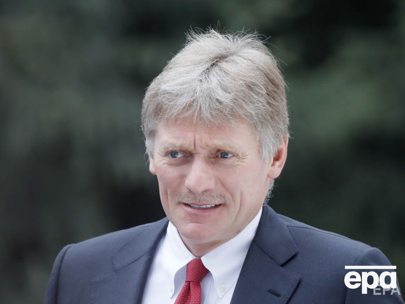 Песков: Проблему Донбасса Зеленский "может и должен решить" на основе плана, изложенного в Минских договоренностях