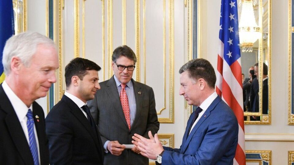 Зеленський зустрівся з американською делегацією