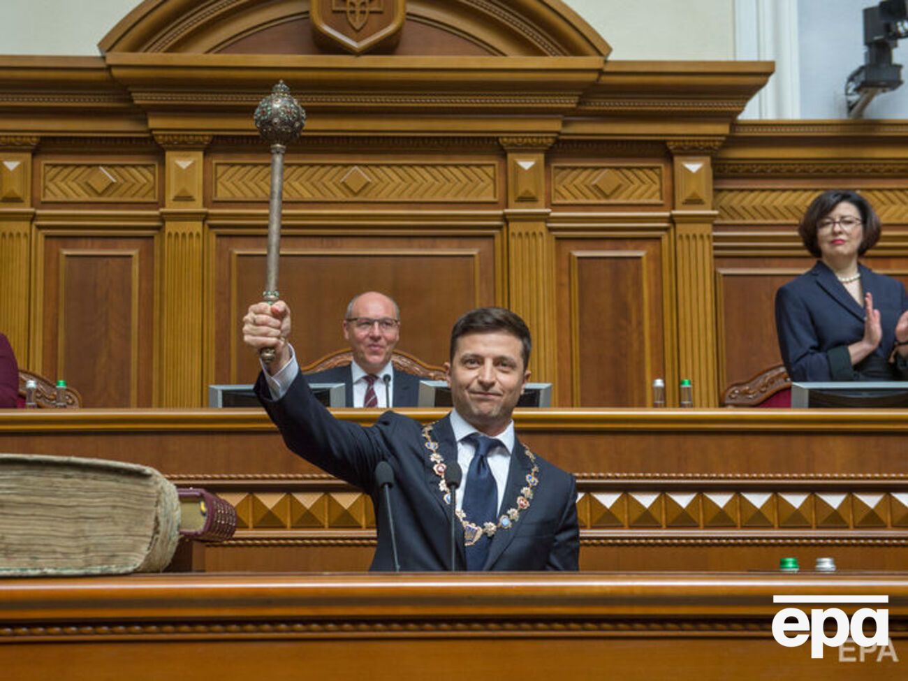 Зеленский&nbsp;&ndash; официально президент