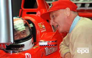 Лауда выиграл чемпионат "Формулы-1" в 1975 и 1977 годах на Ferrari и в 1984 году на McLaren