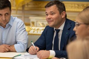 Богдан (на фото справа): Все-таки должны не политики только говорить, а народ