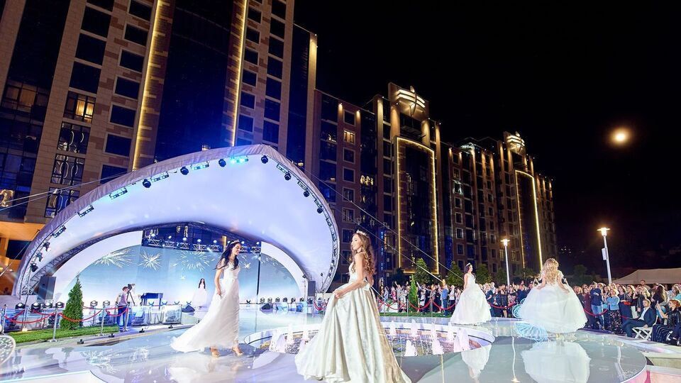 Комплекс презентовано у принципово новому форматі на ринку України – City Resort
