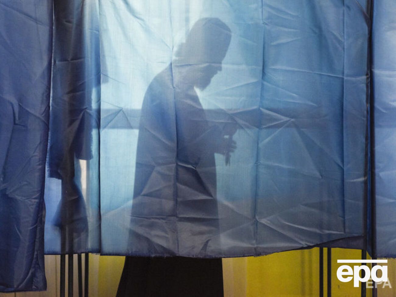 У Раду проходить п'ять партій