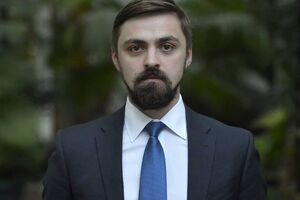 Петухов: Если кто-то считает люстрационный закон несправедливым, это не освобождает от обязанности его выполнять