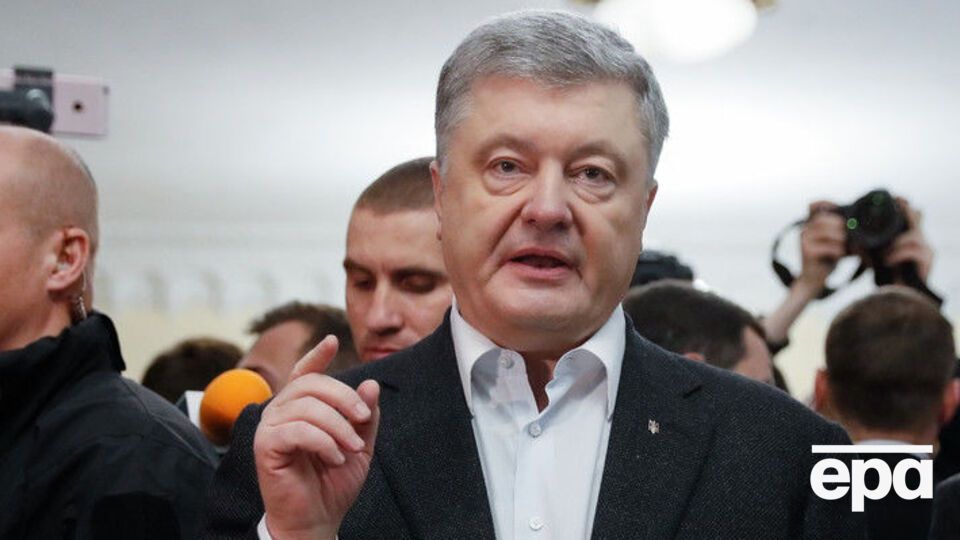 Порошенко: Советовал бы команде нового президента срочно развеять слухи