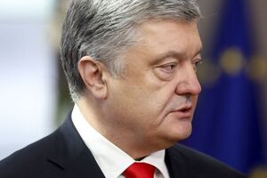 Порошенко уверяет, что не позволит развернуть Украину в направлении РФ