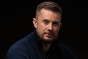 На ключових посадах у Зеленського опинилися "любі друзі", люстровані адвокати спонсора і ручний генерал. Не дивуйтеся потім результатам