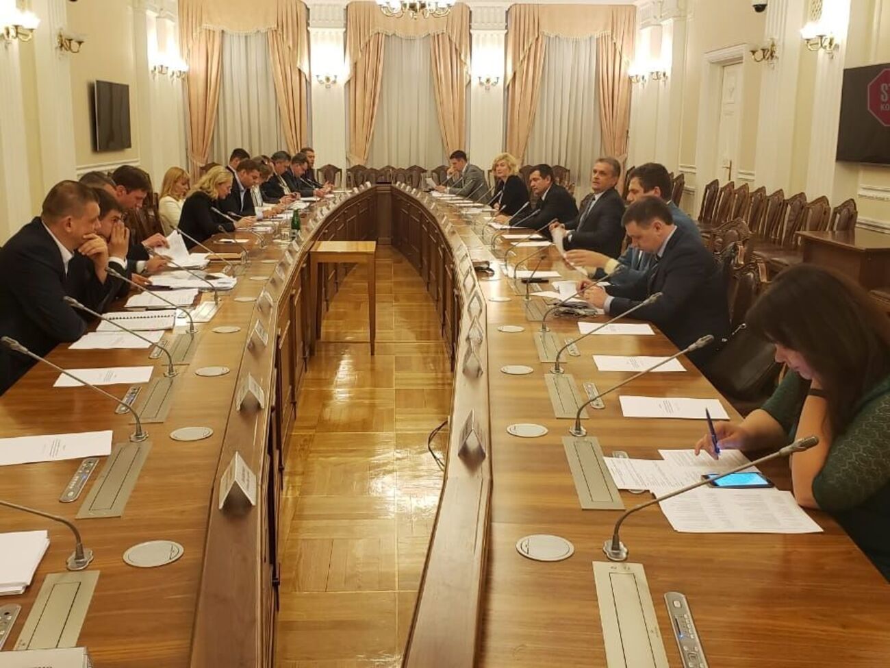 На думку інвесторів, перешкоди створюють штучно і протизаконно
