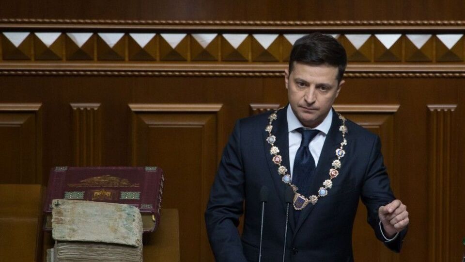 20 травня Зеленський офіційно вступив на пост президента України