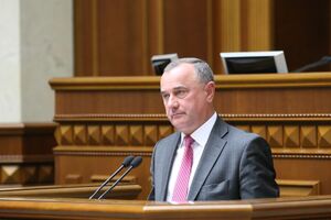 Александр Домбровский: Пожалуйста, они могут сказать: друзья, мы убеждены, что рынок можно запускать с 1 июля. Мы берем на себя ответственность